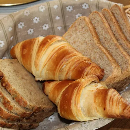 Rosenhill לינה וארוחת בוקר תאלפאנג